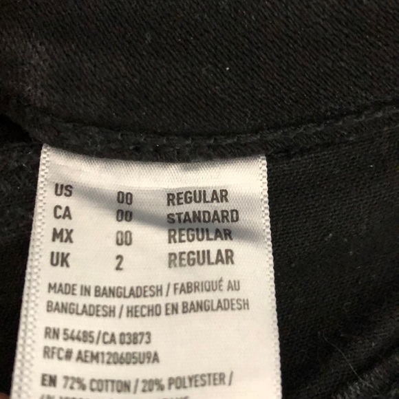 American eagle black stretchy jeans. - Picture 4 of 4